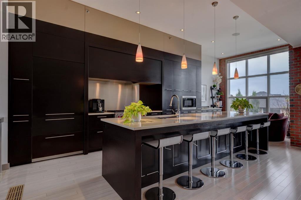 Single Family House for Sale in  Aspen Meadows Hill SW Aspen Woods Calgary 