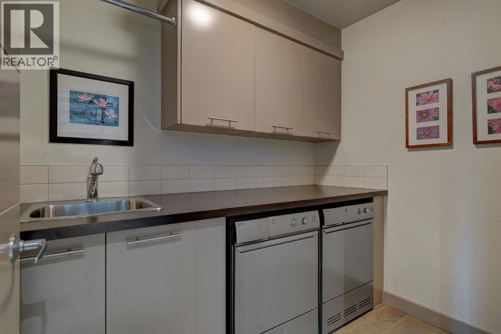 Single Family House for Sale in  Aspen Meadows Hill SW Aspen Woods Calgary 