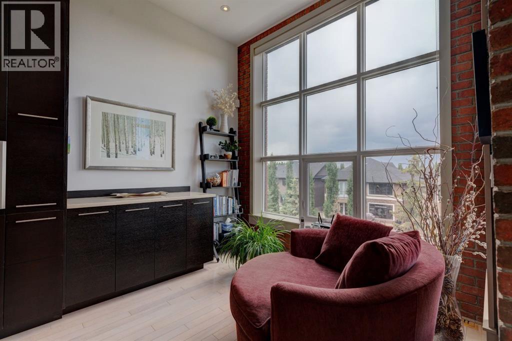 Single Family House for Sale in  Aspen Meadows Hill SW Aspen Woods Calgary 