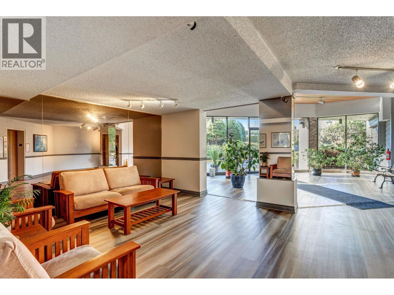 #208-7631 STEVESTON Highway, Richmond