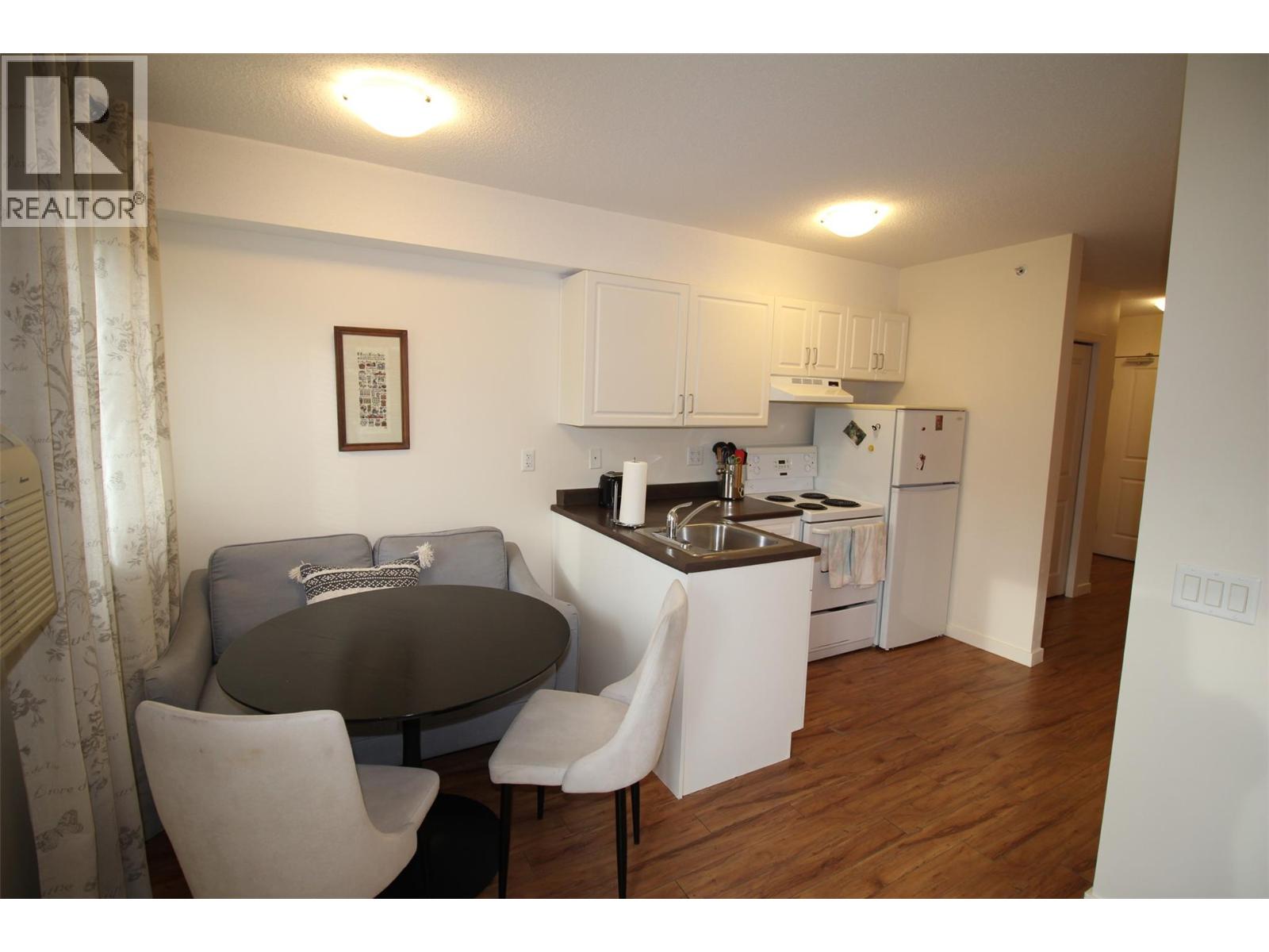 375 CHERRY Avenue Unit# 407, Kamloops