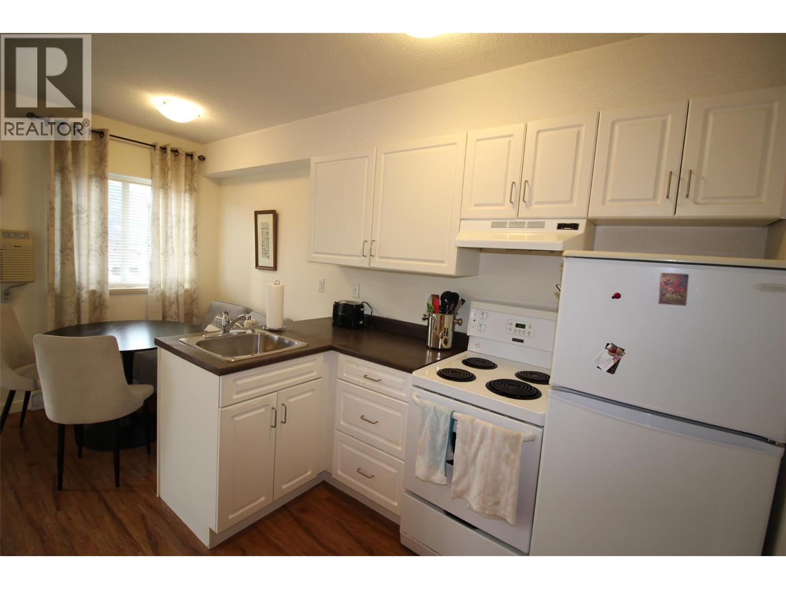 375 CHERRY Avenue Unit# 407, Kamloops