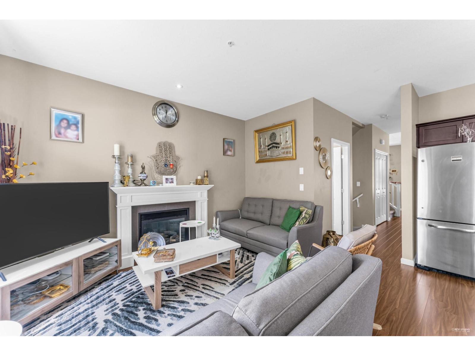 6940 208A STREET, Langley