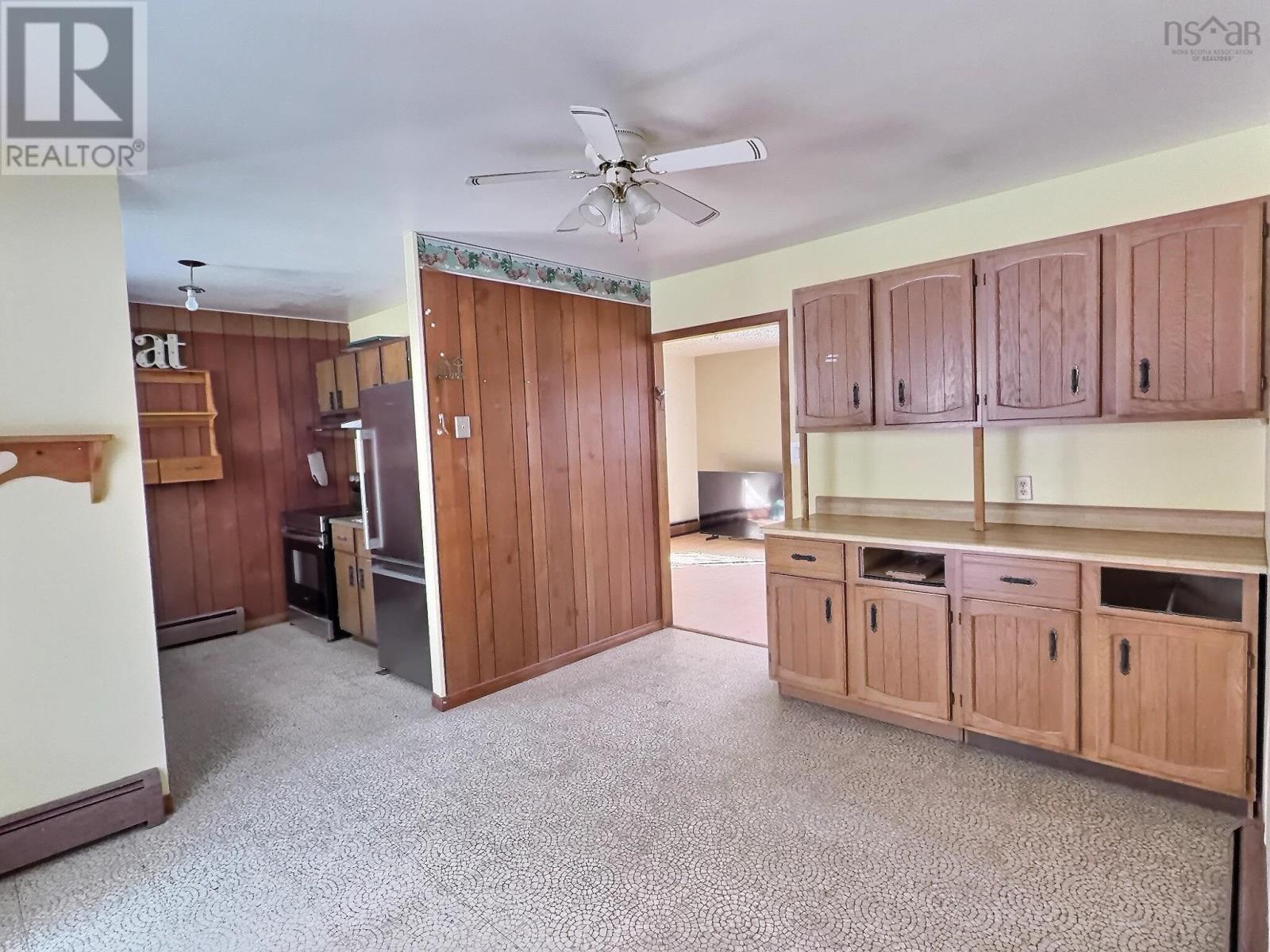 Property 4 of 21 of 11558 NS-224