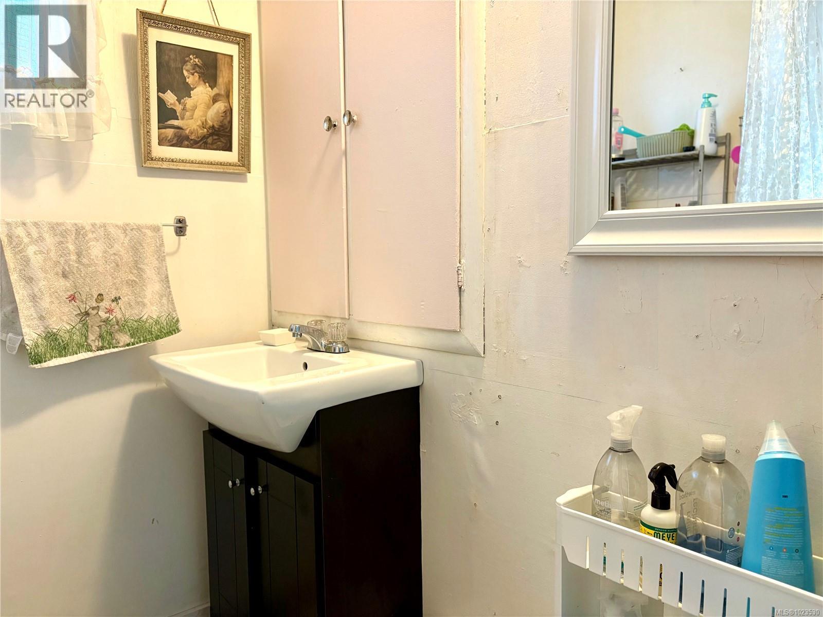 115 Haliburton St, Nanaimo