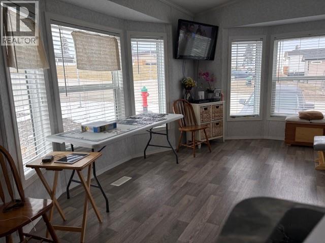 924 Steeple View Drive NW, Cranbrook