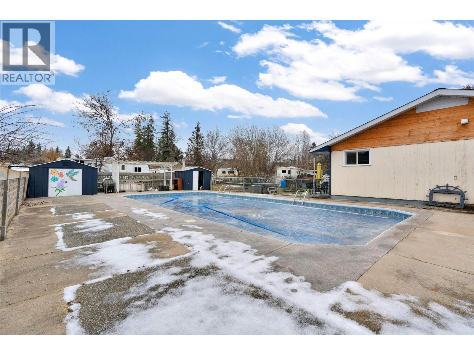 4010 Dodds Road, Armstrong