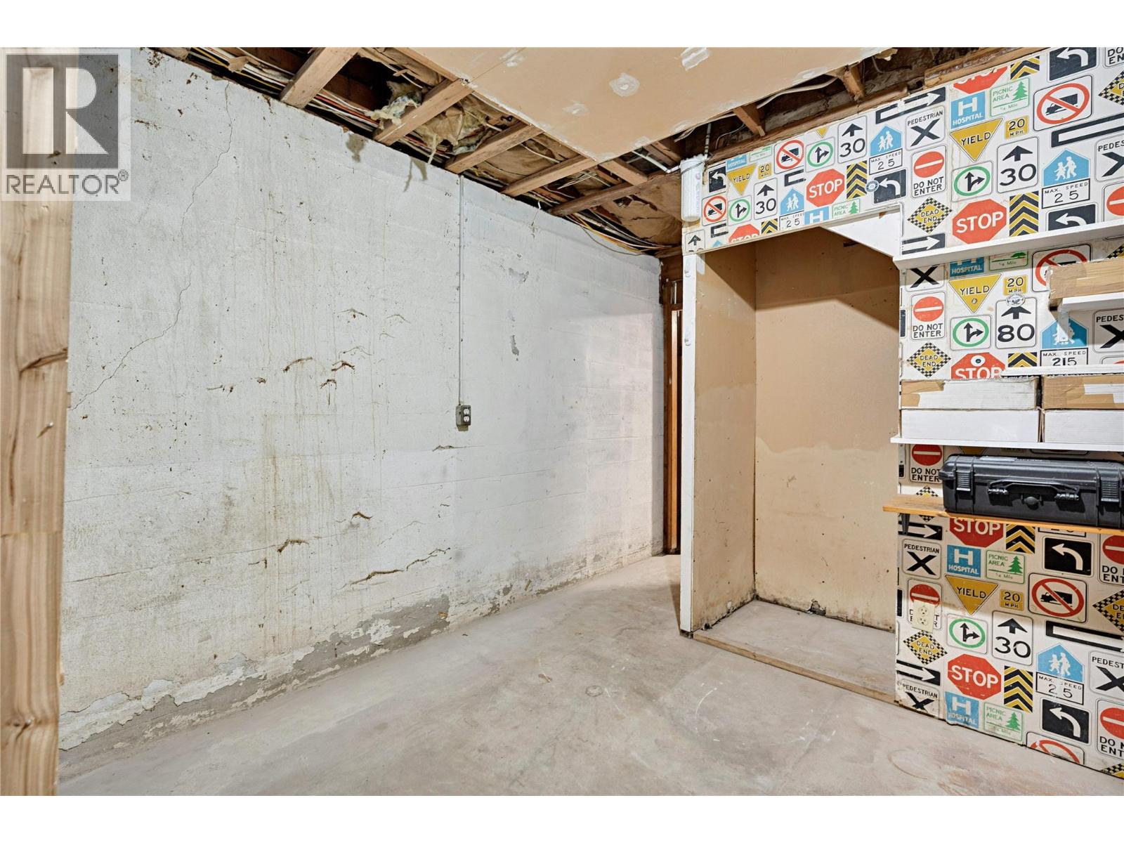 4010 Dodds Road, Armstrong