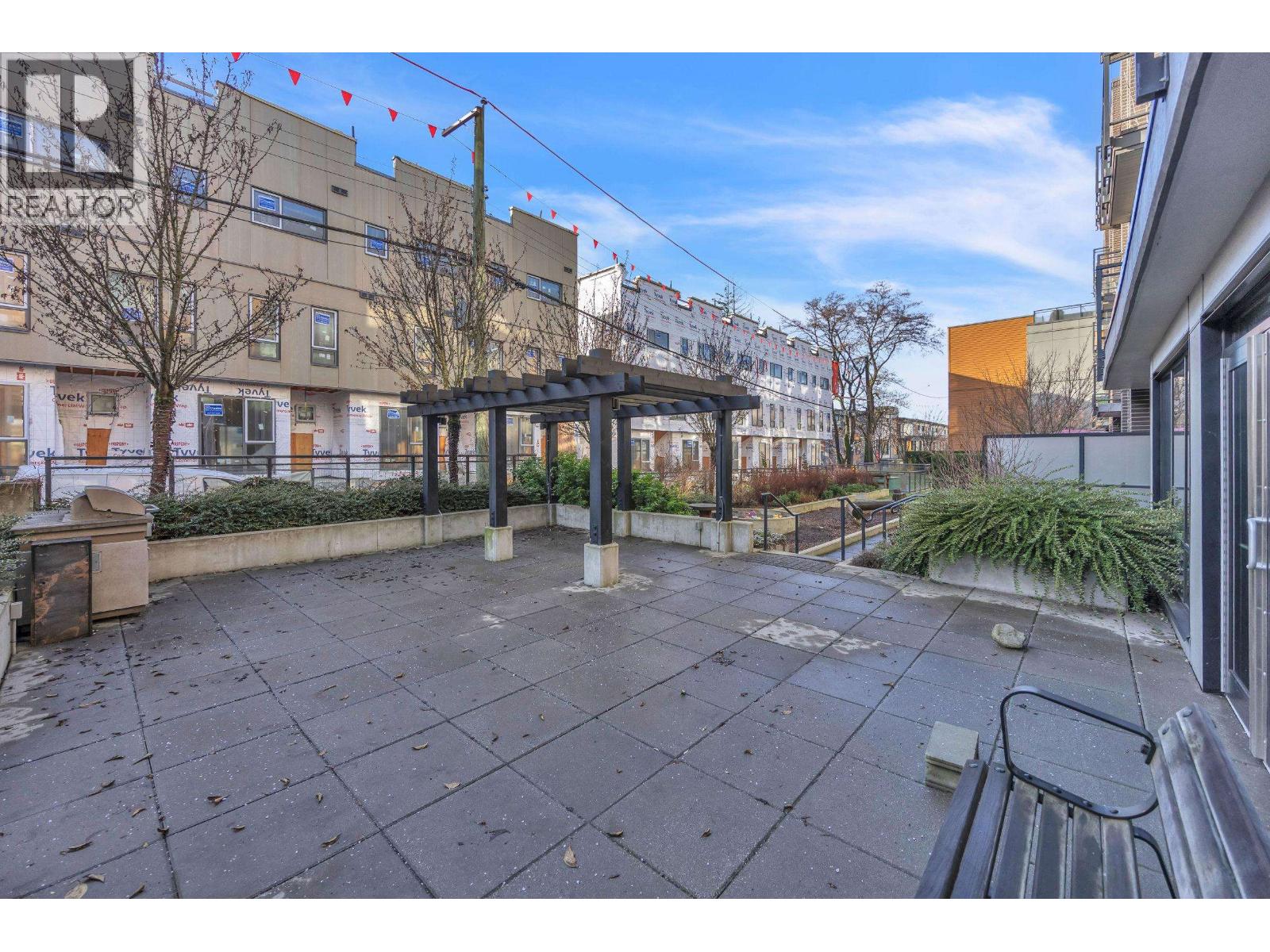 108 615 E 3RD STREET, North Vancouver