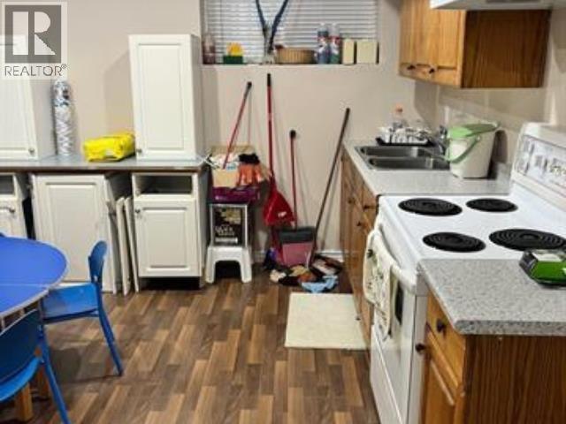 5693 PORPOISE BAY ROAD, Sechelt