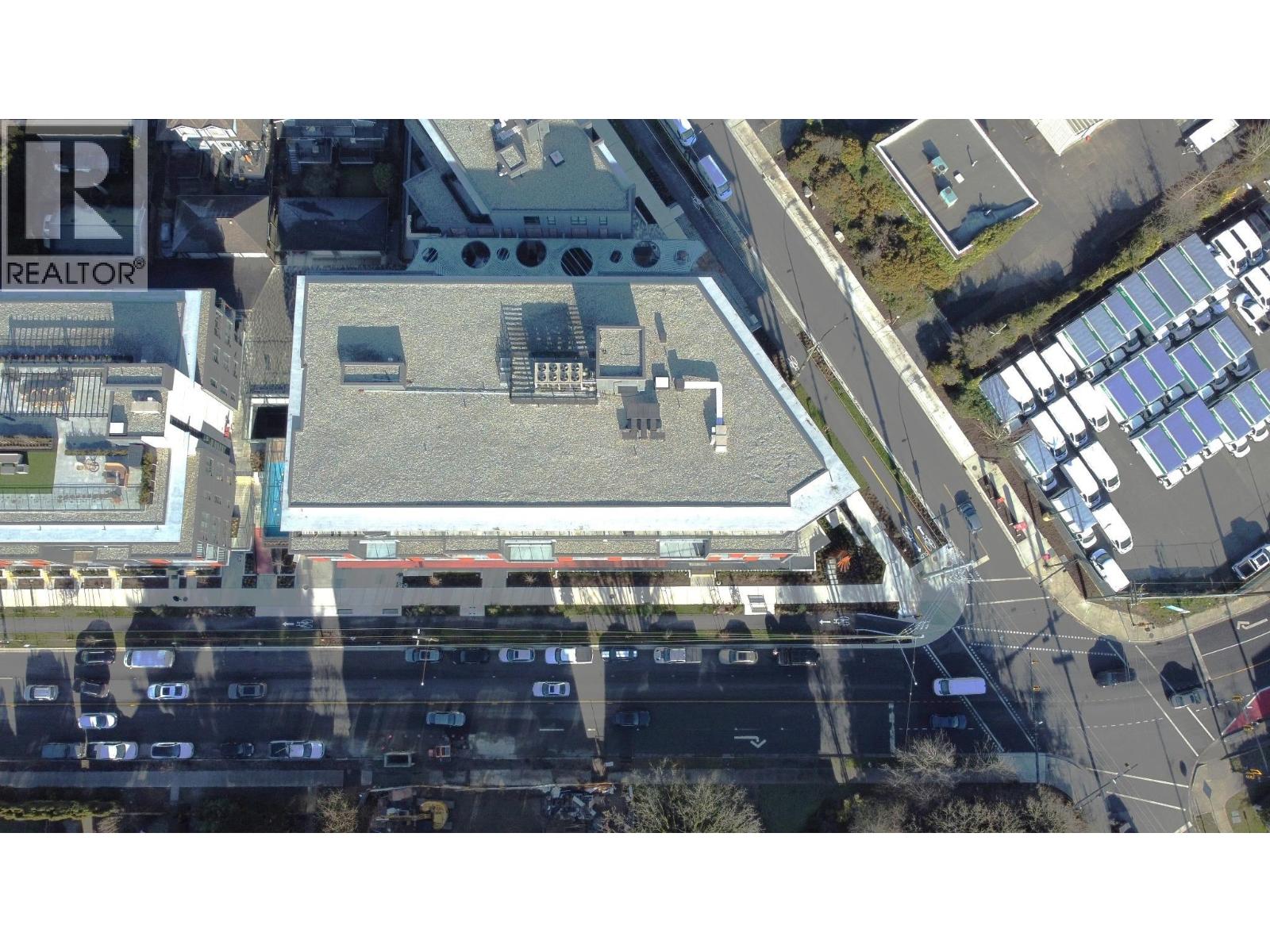 155 422 E 3RD STREET, North Vancouver