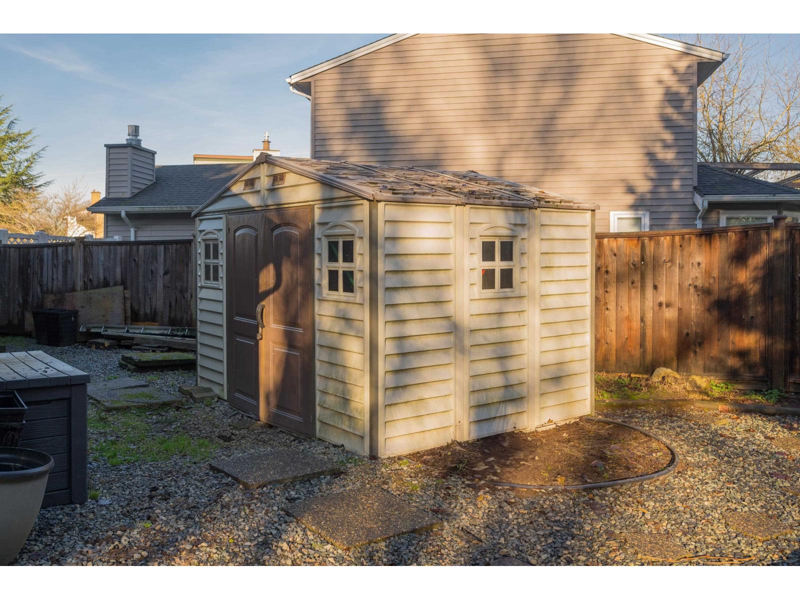 2118 WINSTON COURT, Langley