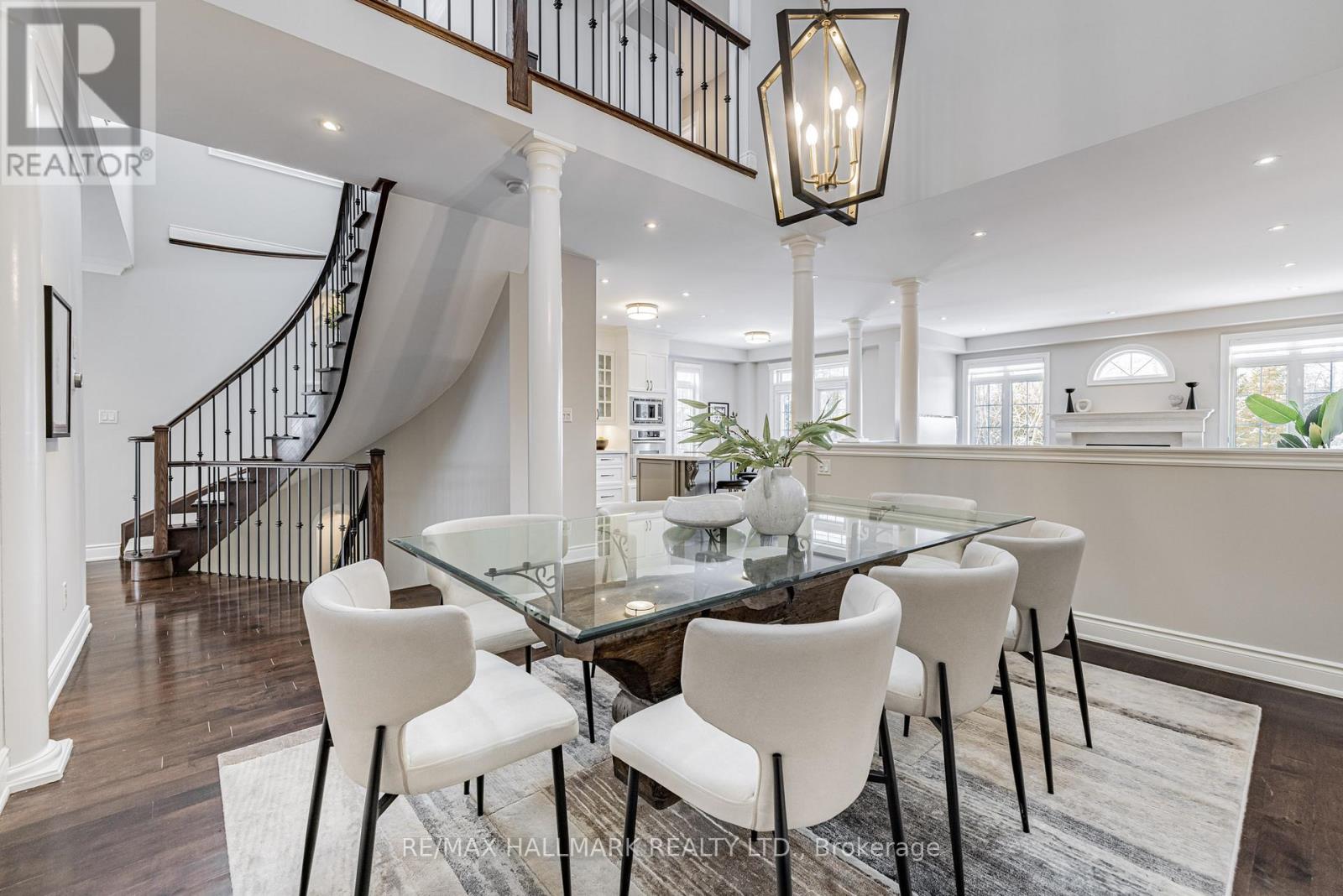 48 Stonecliffe photo 4