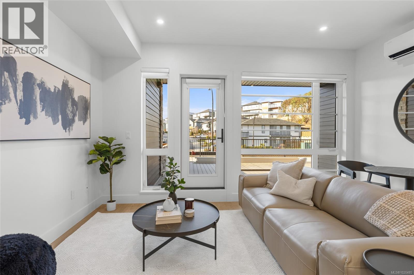 316 2341 Bear Mountain Parkway, Langford