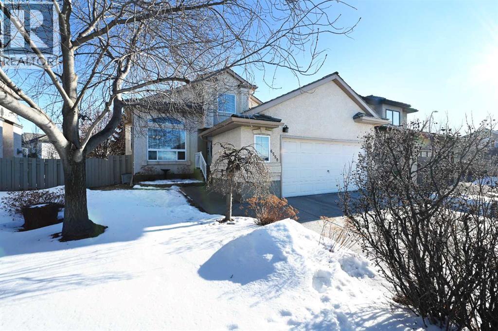 Single Family House Bungalow for Sale in  Sierra Morena Boulevard SW Signal Hill Calgary 