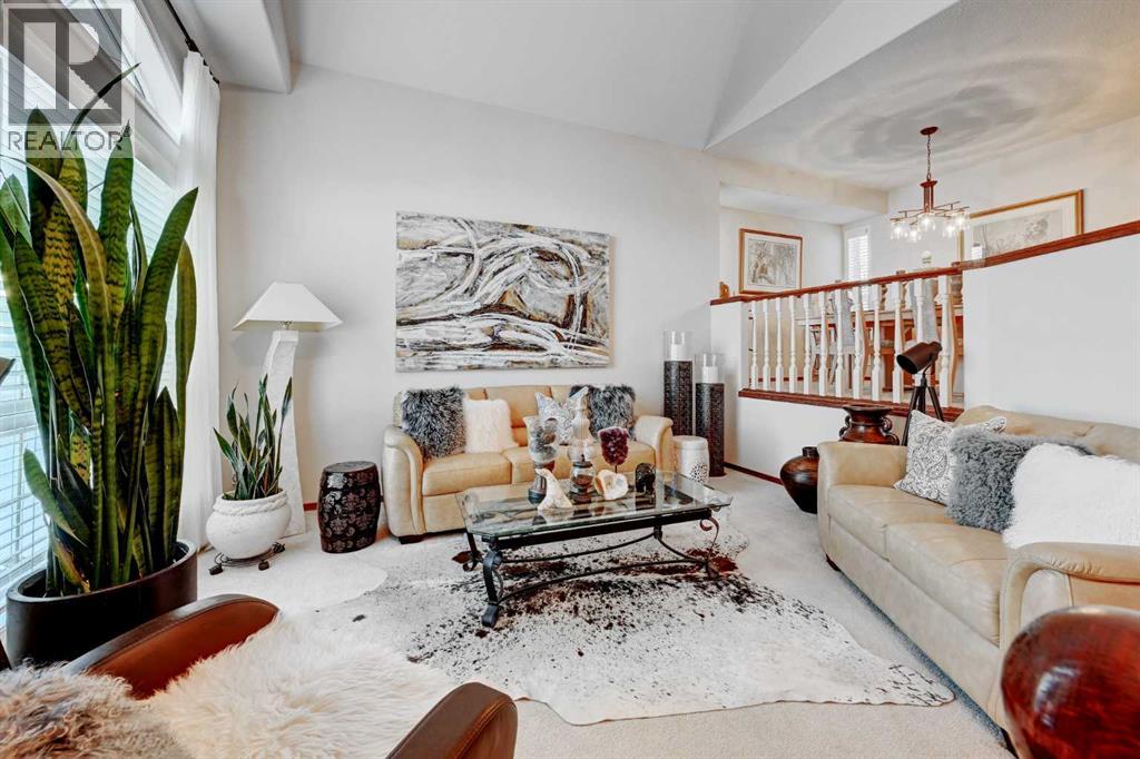 Single Family House Bungalow for Sale in  Sierra Morena Boulevard SW Signal Hill Calgary 