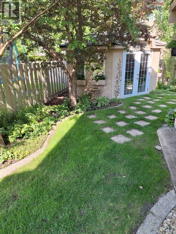 Single Family House Bungalow for Sale in  Sierra Morena Boulevard SW Signal Hill Calgary 