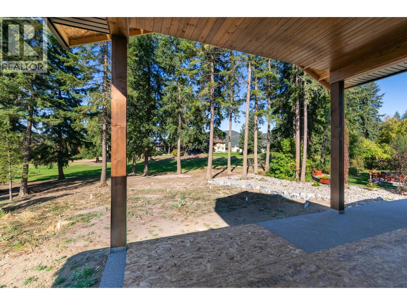  2520 Golf View Crescent, Blind Bay