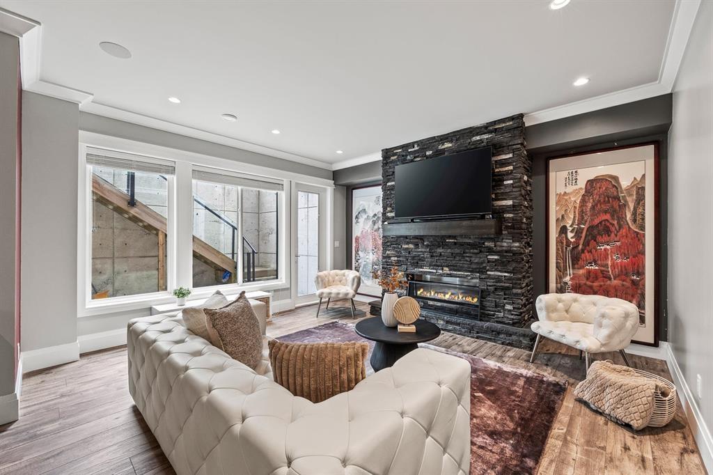 16428 28 AVENUE, Surrey