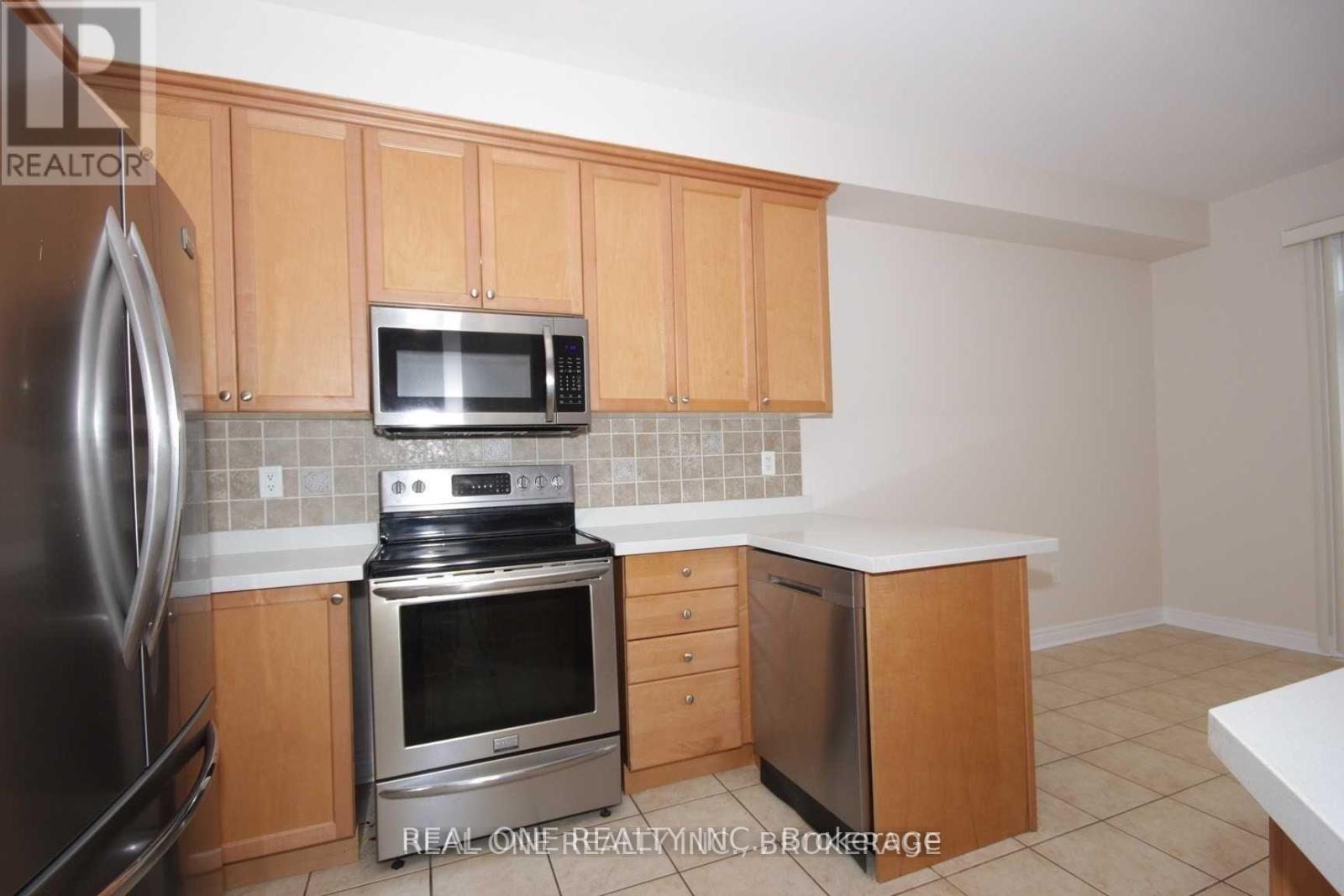 Single Family House for Sale in  MISTYWOOD CRESCENT Vaughan (Patterson) 