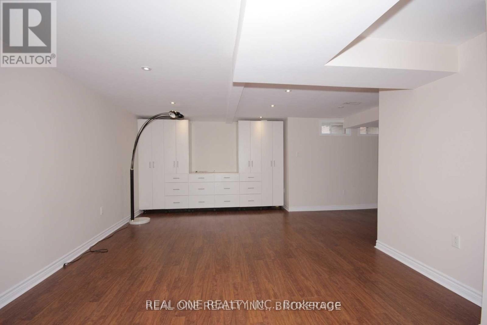 Single Family House for Sale in  MISTYWOOD CRESCENT Vaughan (Patterson) 