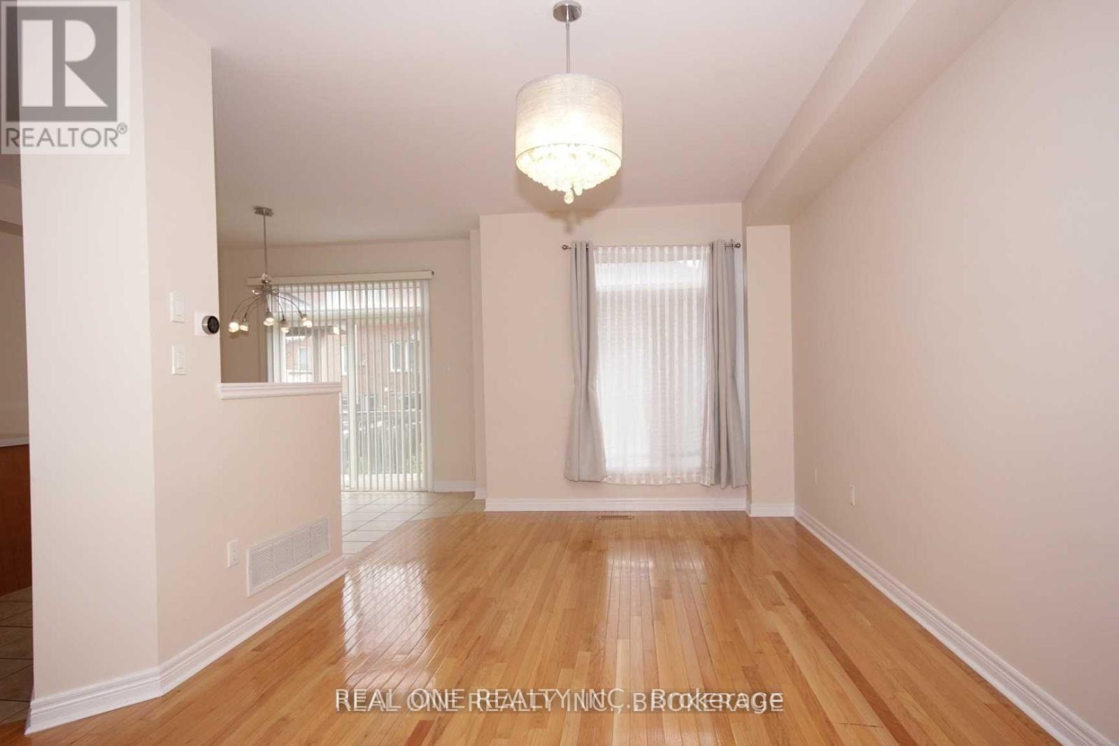 Single Family House for Sale in  MISTYWOOD CRESCENT Vaughan (Patterson) 