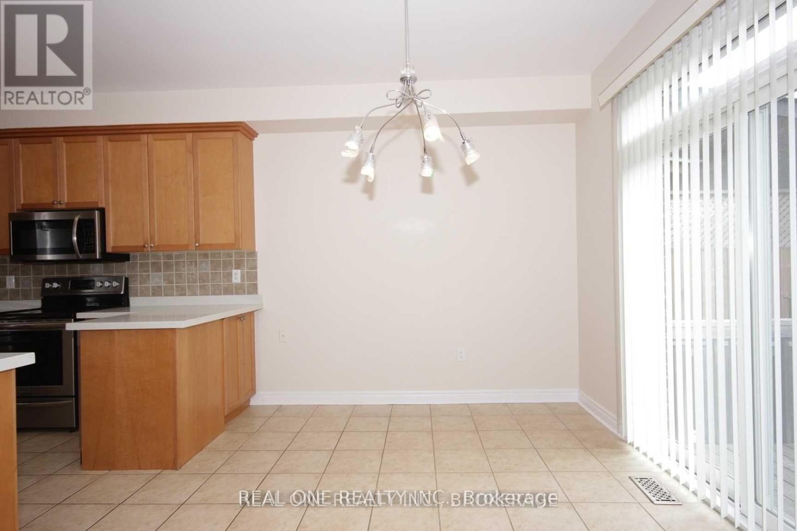 Single Family House for Sale in  MISTYWOOD CRESCENT Vaughan (Patterson) 