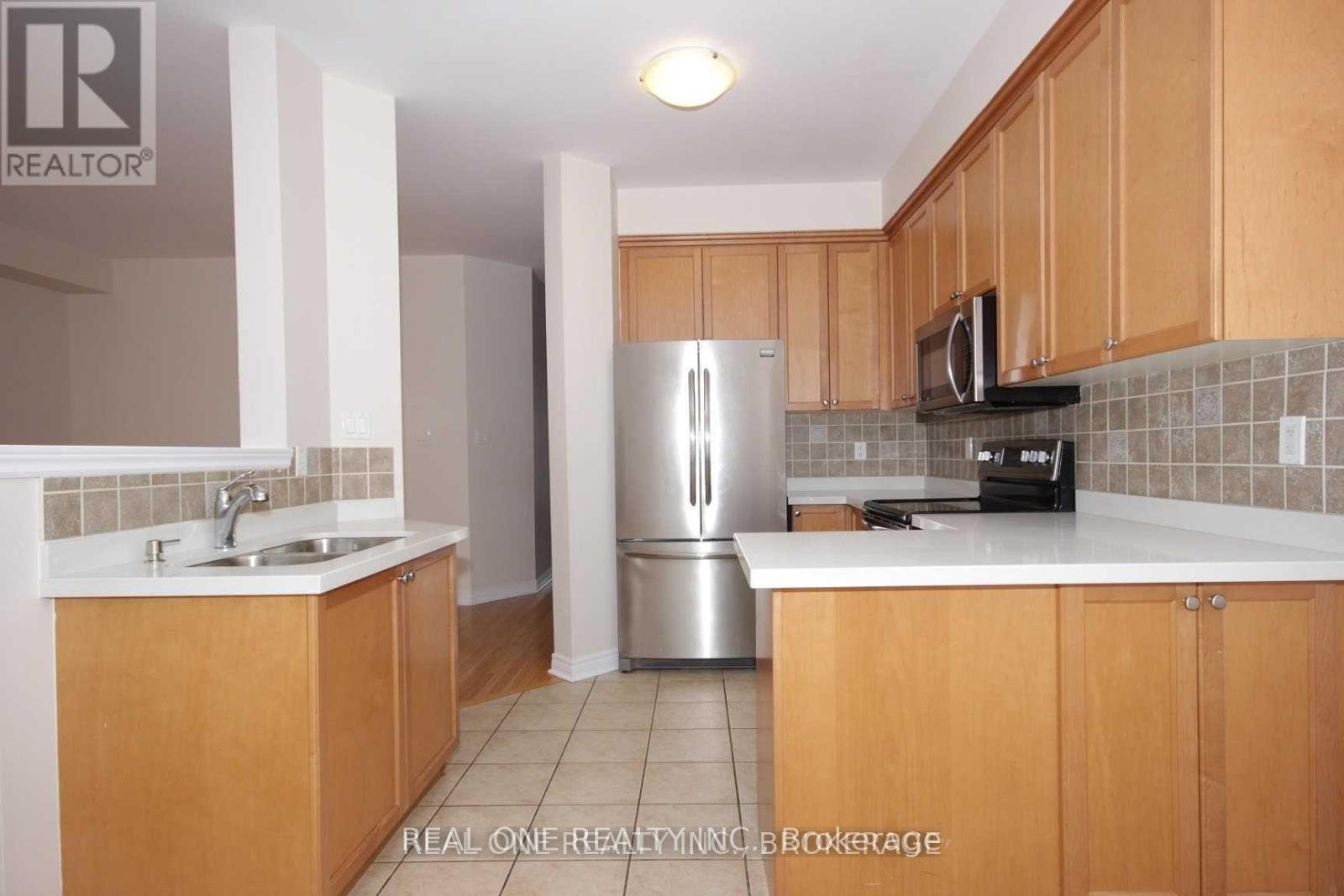 Single Family House for Sale in  MISTYWOOD CRESCENT Vaughan (Patterson) 