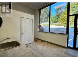 102 - 135 Bayfield Street, Barrie, ON L4M3B3 Photo 15