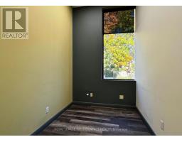 102 - 135 Bayfield Street, Barrie, ON L4M3B3 Photo 20