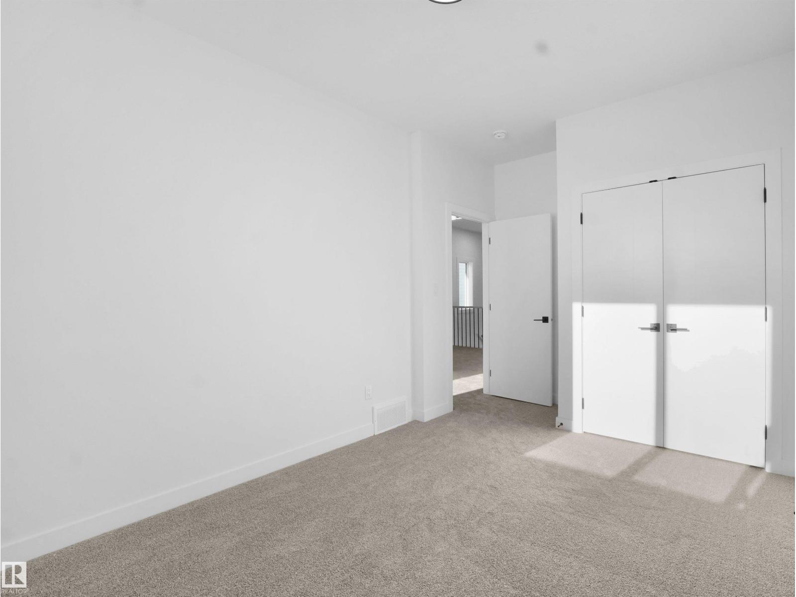 334 ROBERTS WD, Leduc