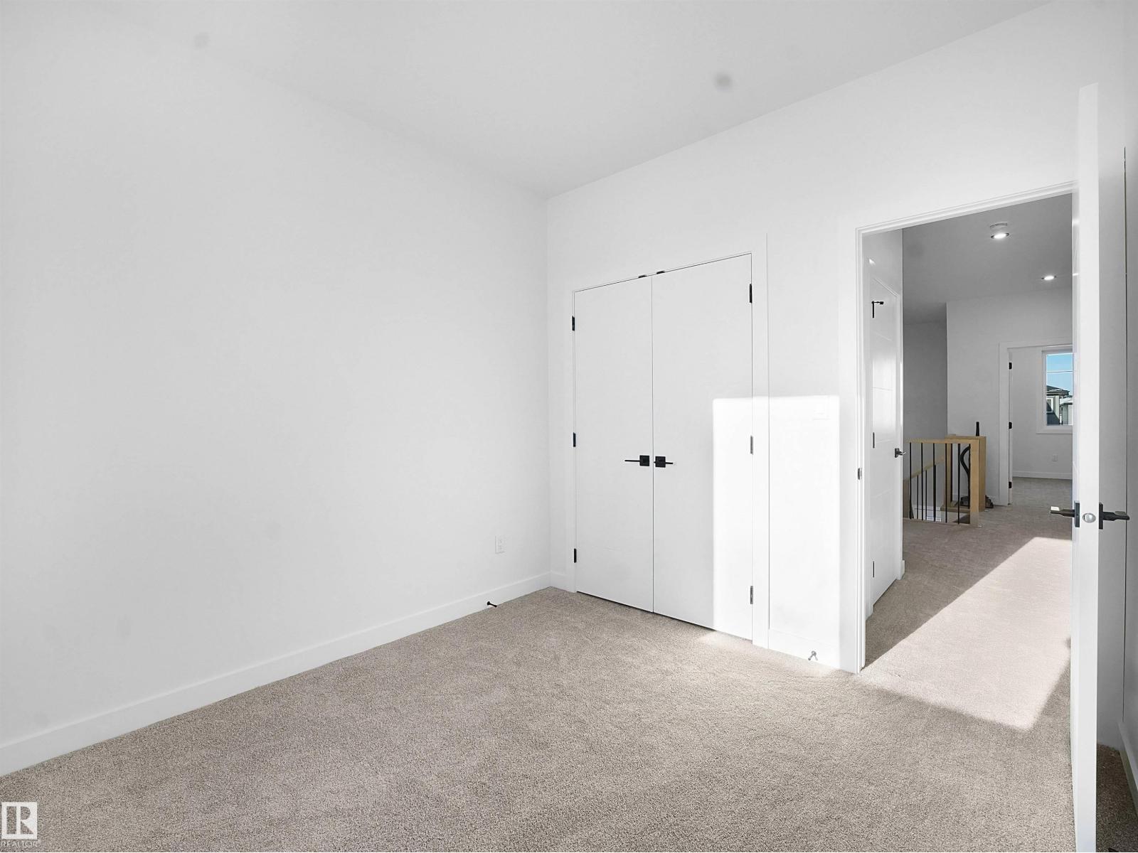 334 ROBERTS WD, Leduc