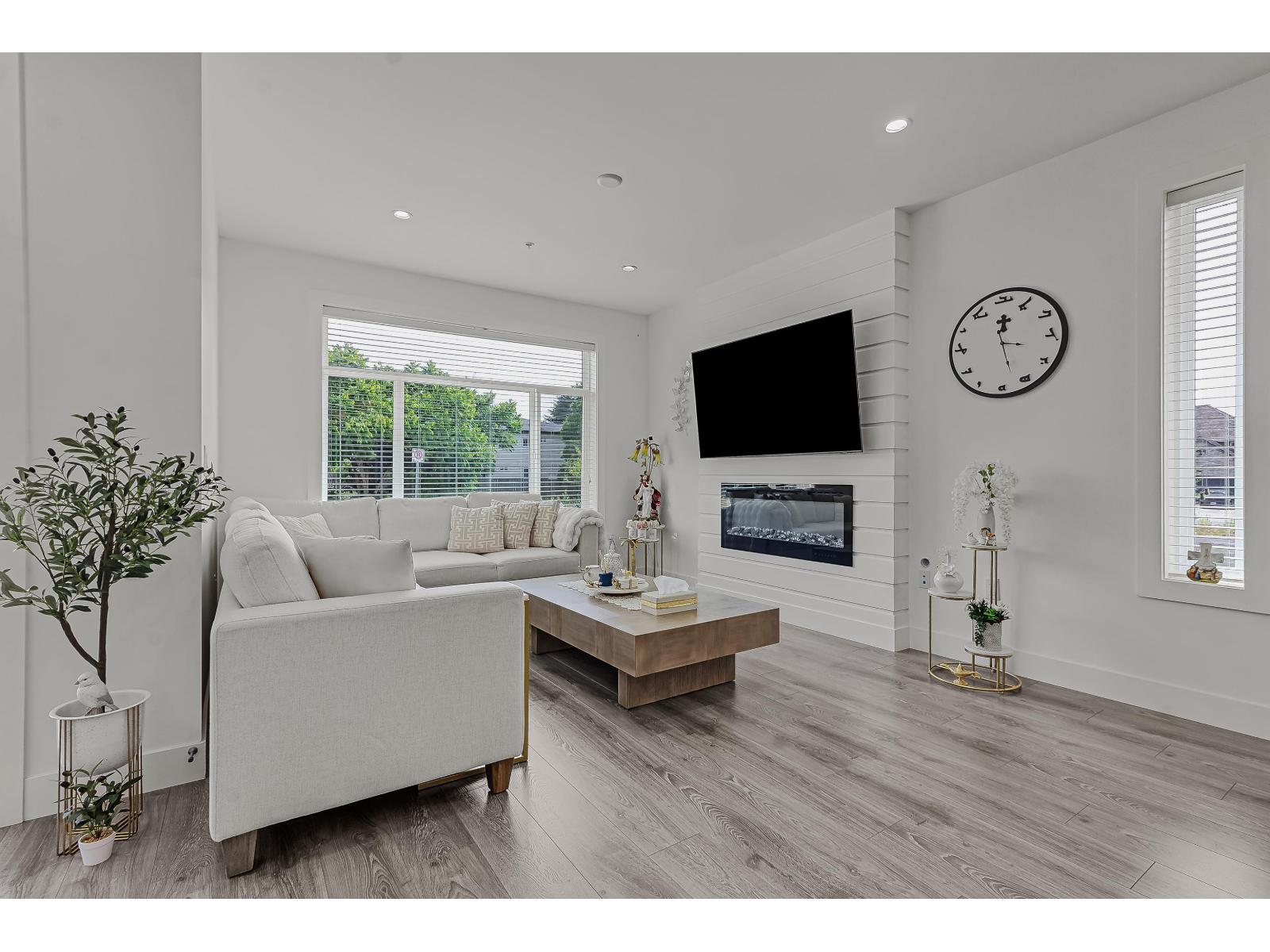 33123 BENEDICT BOULEVARD, Mission