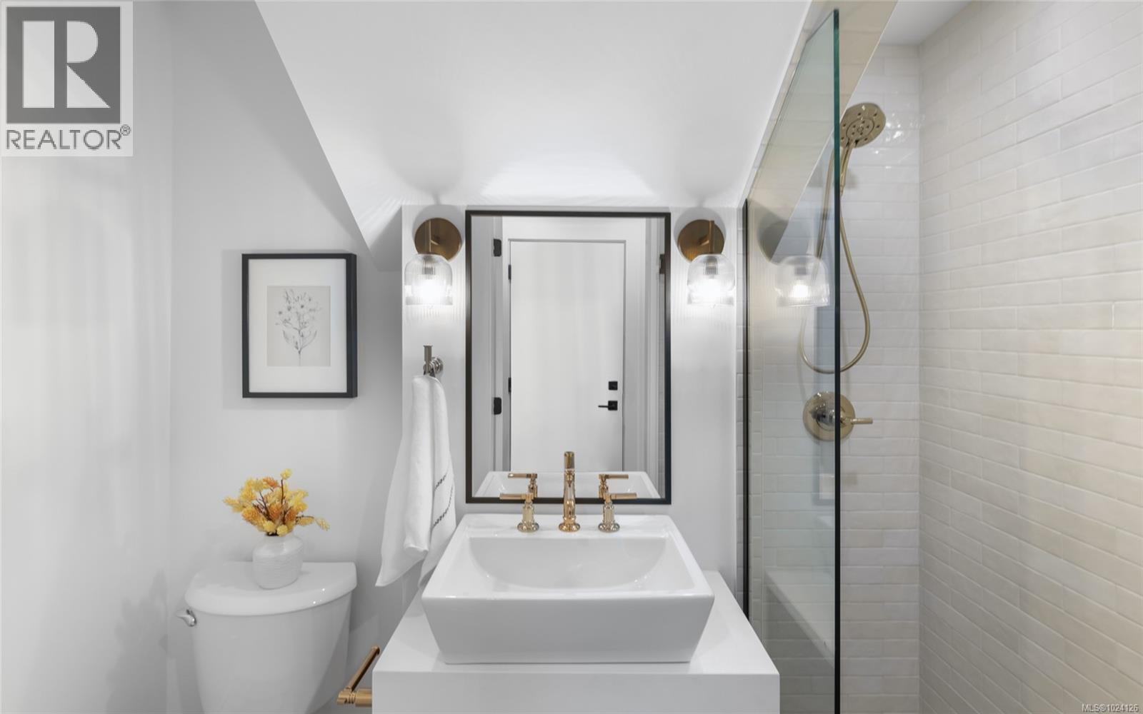 B 786 St. Patrick Street, Oak Bay