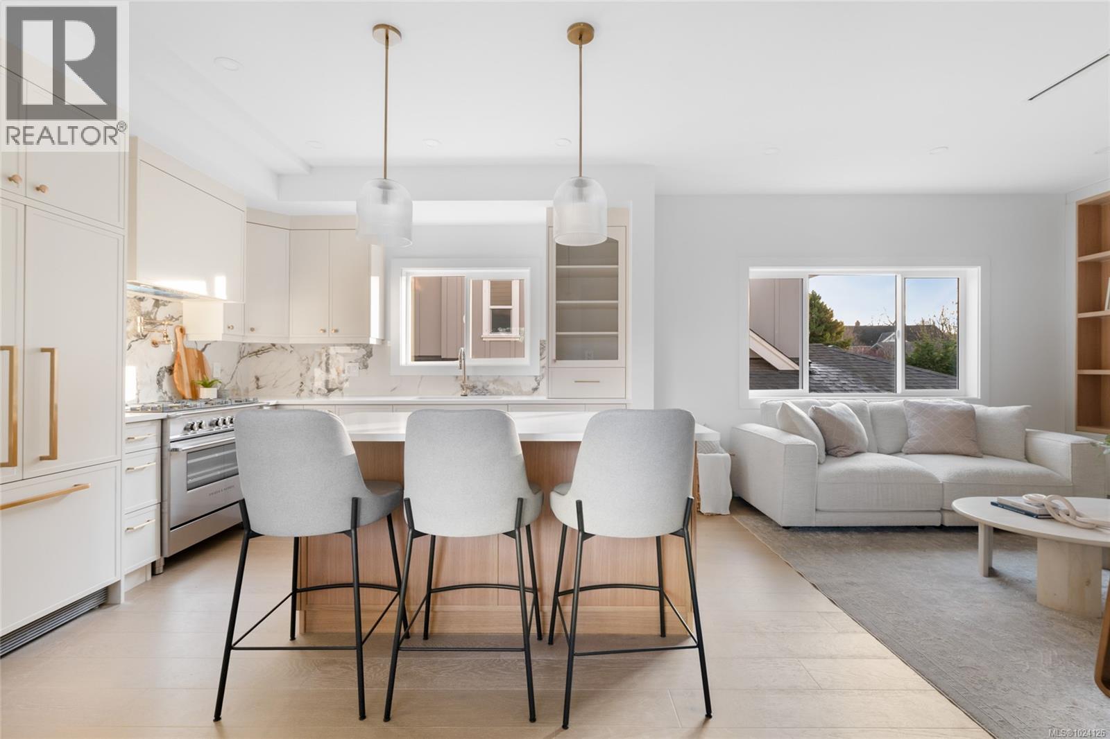 B 786 St. Patrick Street, Oak Bay