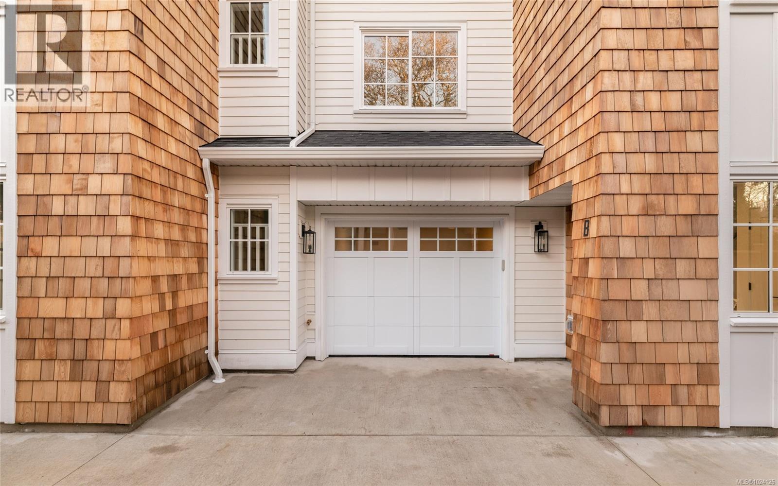 B 786 St. Patrick Street, Oak Bay