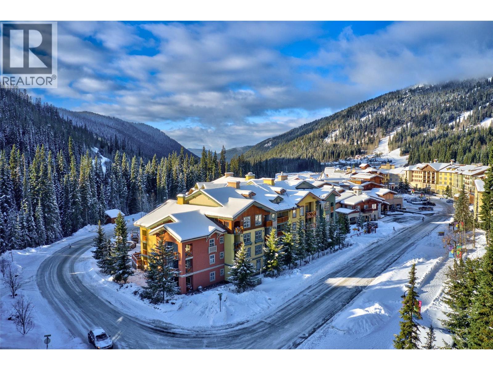 3190 Creekside Way Unit# 208, Sun Peaks