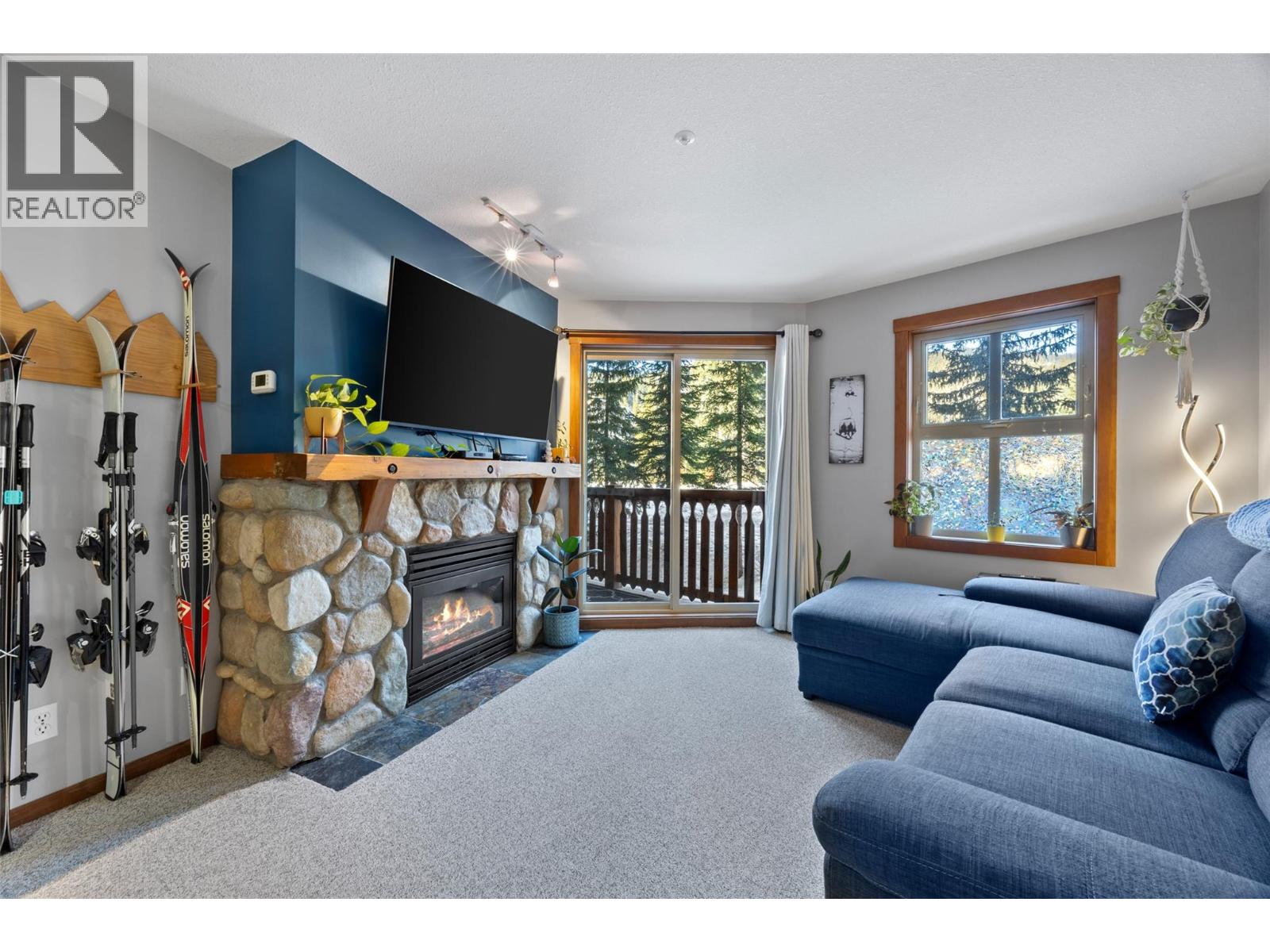 #208 3190 Creekside Way - 9