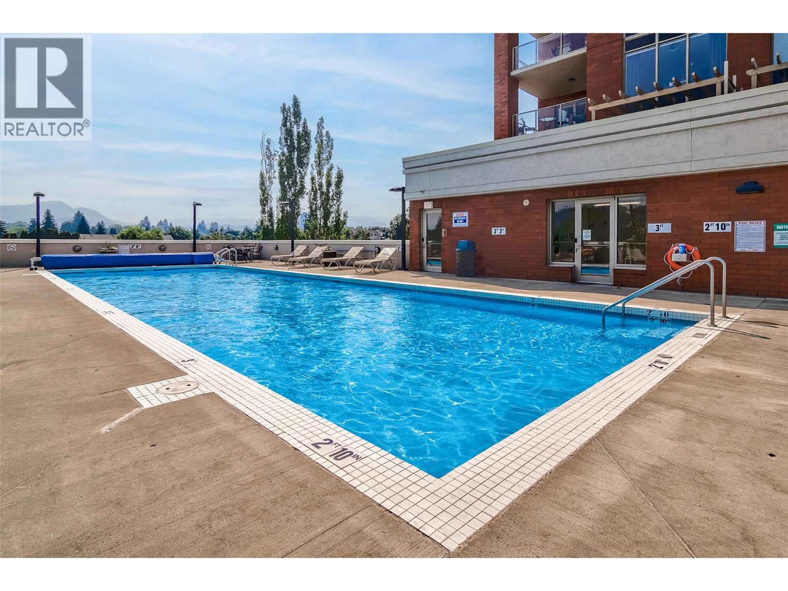 #504 1160 Bernard Avenue - 31