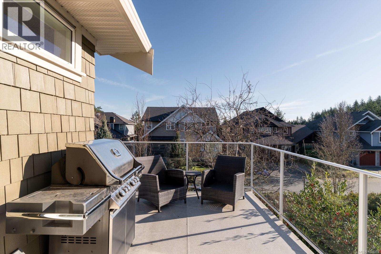 2145 Players Dr, Langford