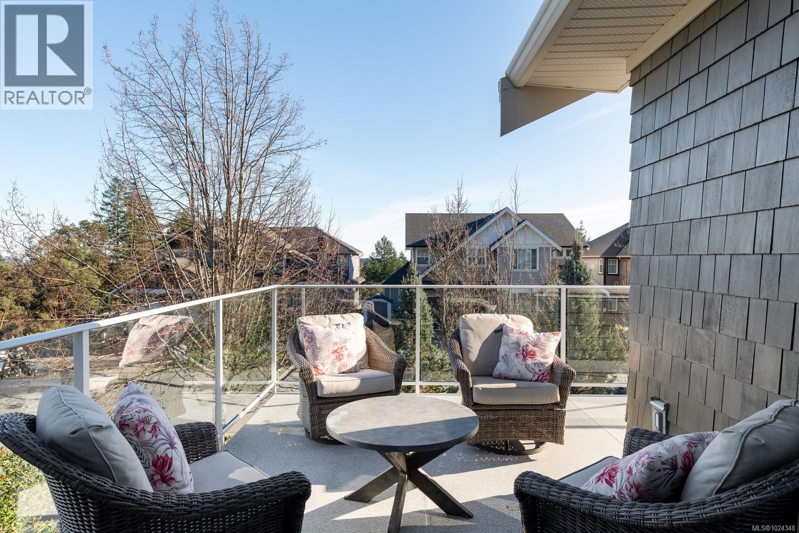 2145 Players Dr, Langford