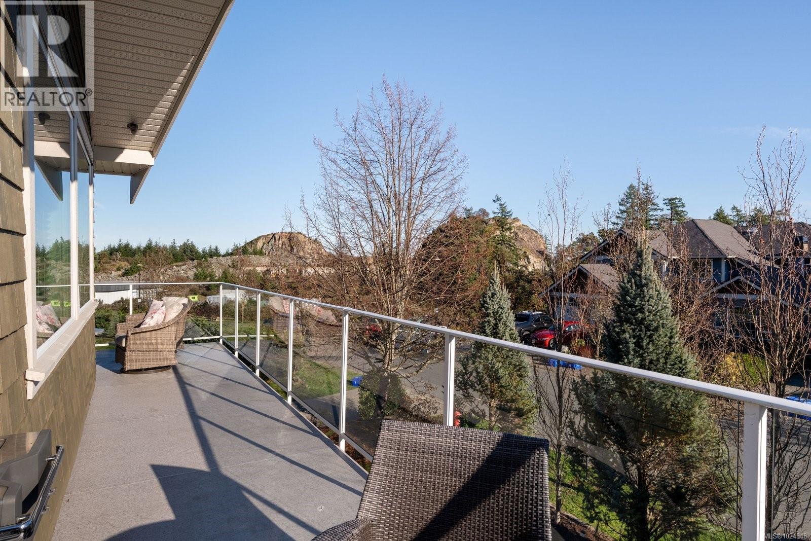 2145 Players Dr, Langford