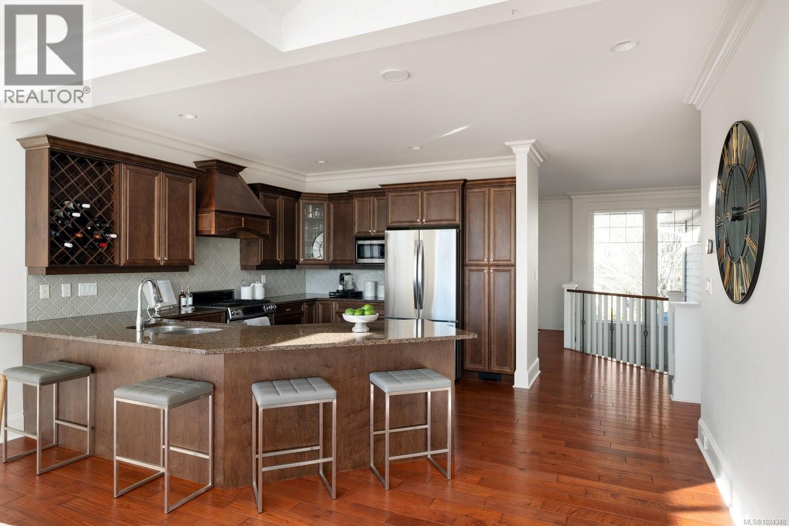 2145 Players Dr, Langford