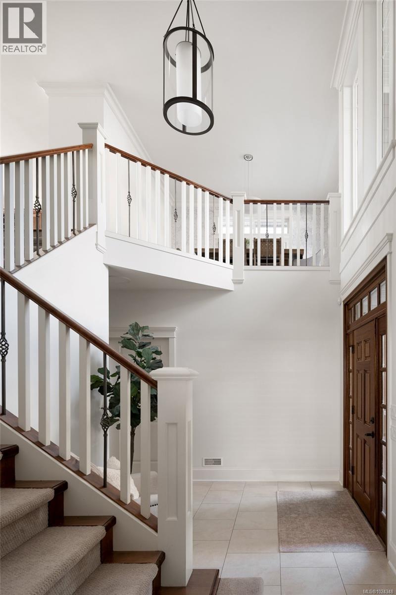 2145 Players Dr, Langford