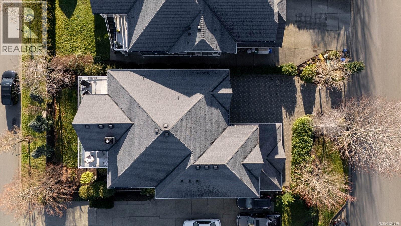 2145 Players Dr, Langford