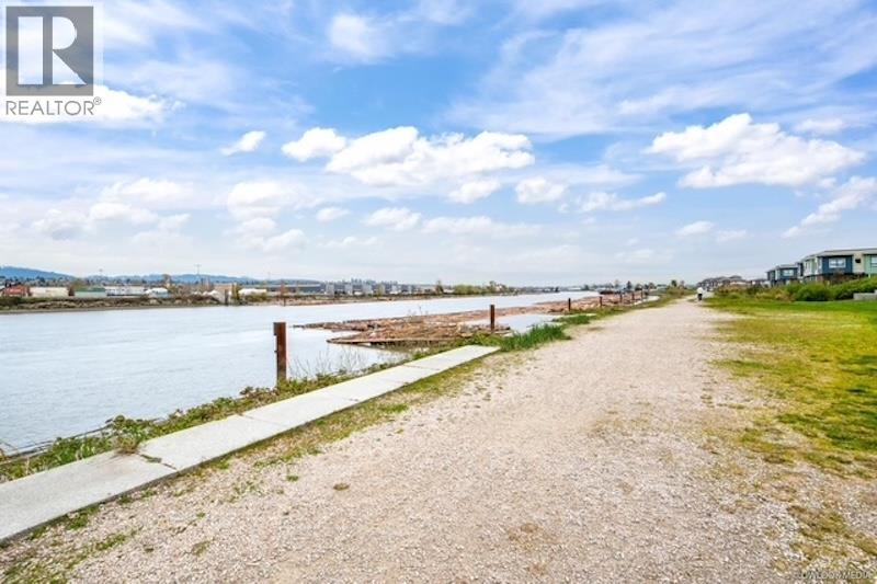 #60-10199 RIVER Drive, Richmond