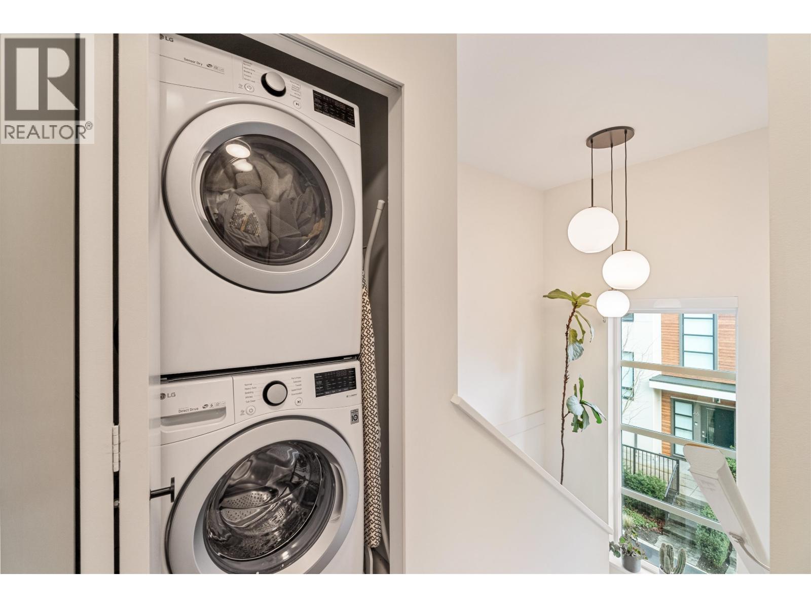 #60-10199 RIVER Drive, Richmond