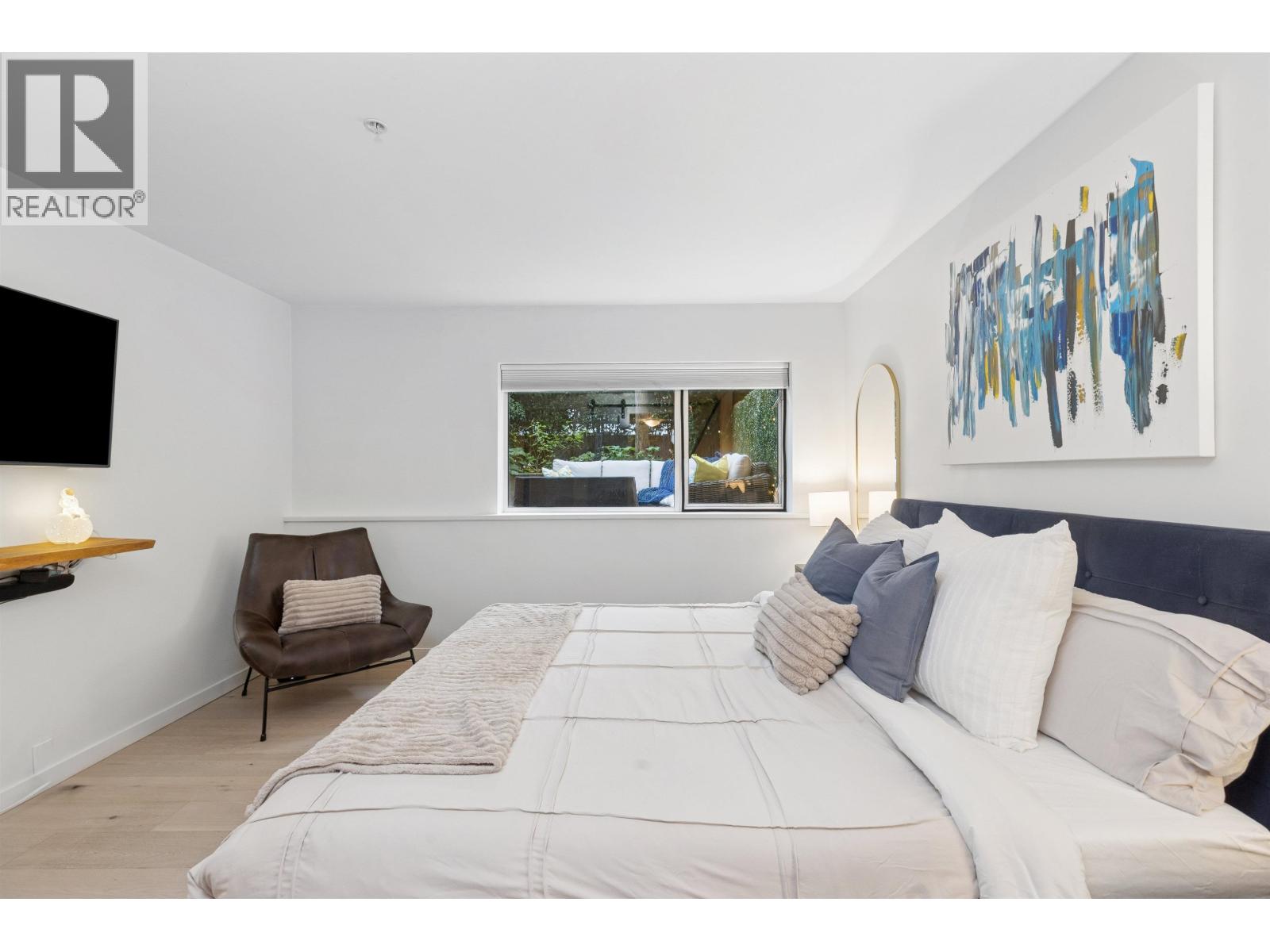 TH4 1288 CHESTERFIELD AVENUE, North Vancouver