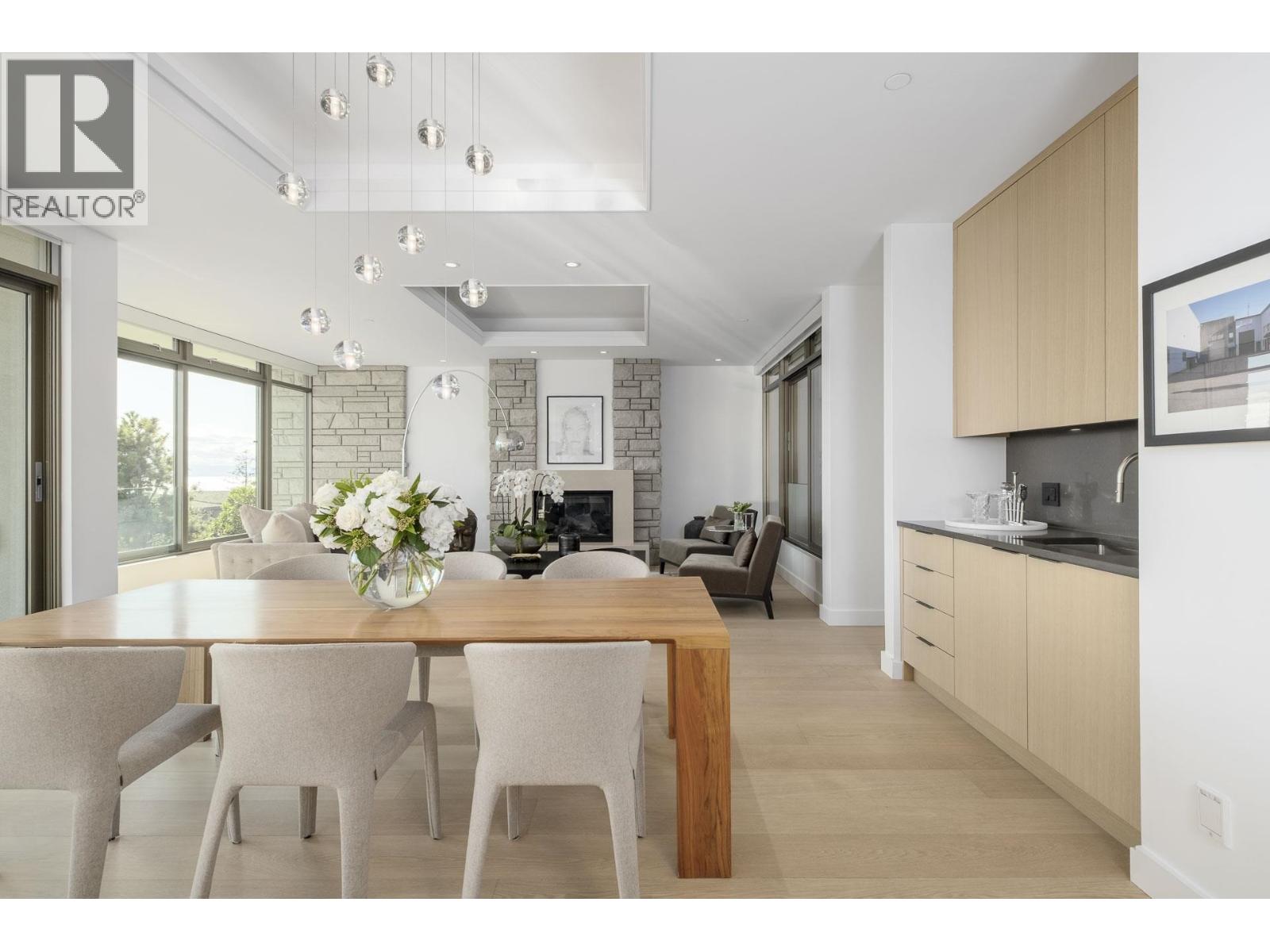 4987 MEADFEILD WYND, West Vancouver