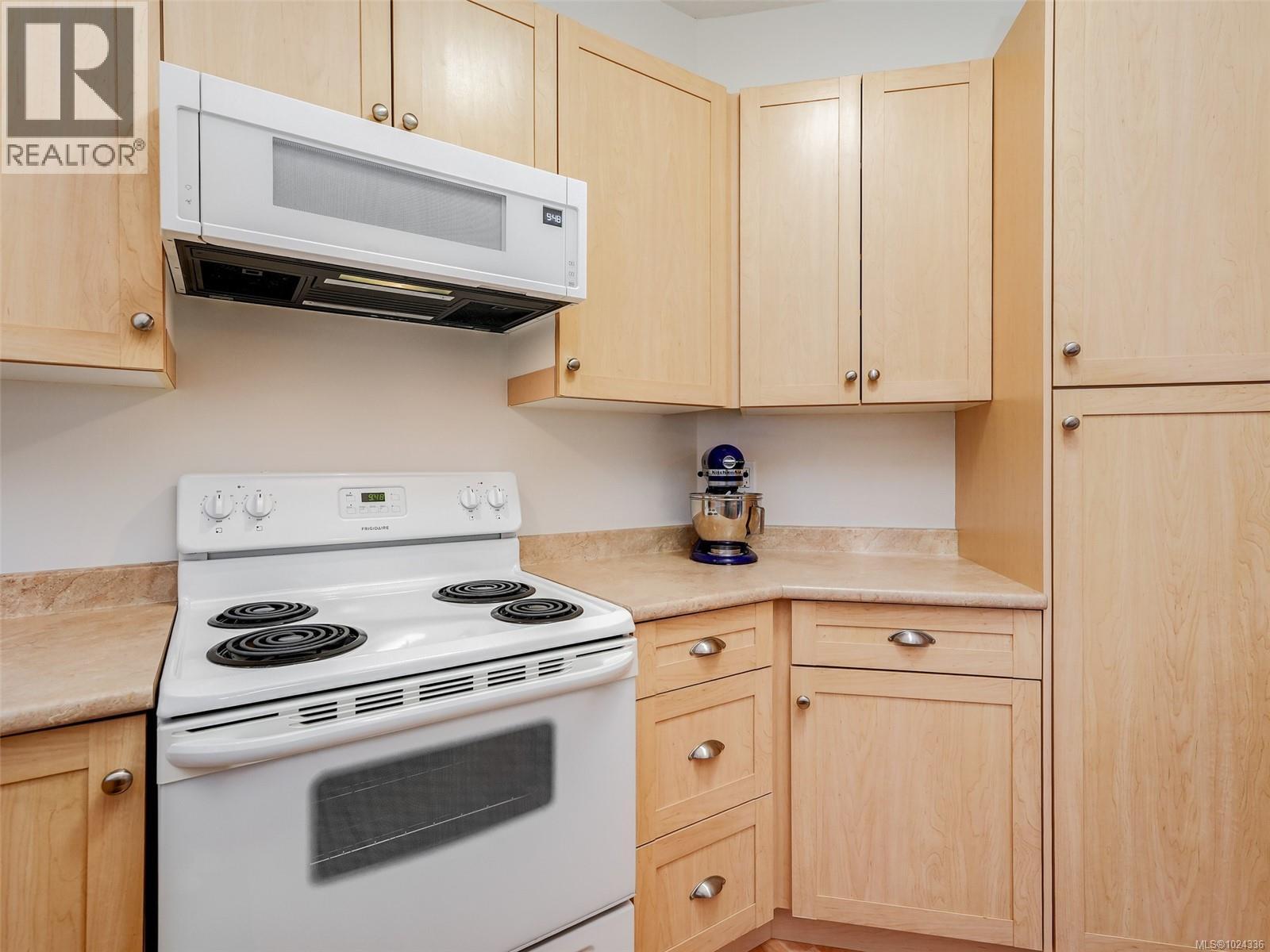 3705 Wild Berry Bend, Langford